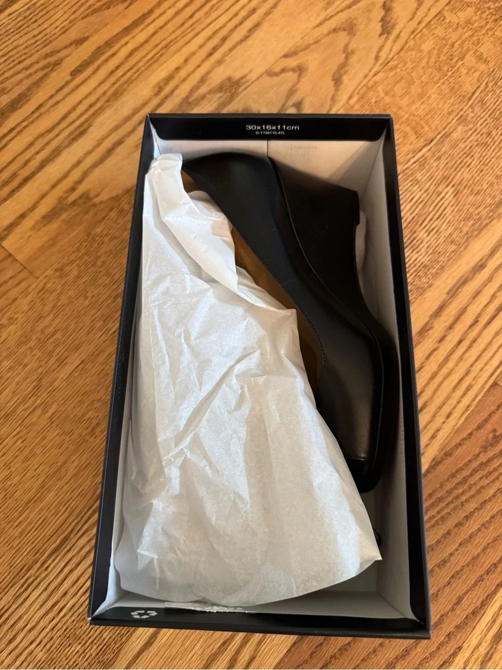 Naturalizer Olivia Black leather Peep-Toe Wedge Pumps
